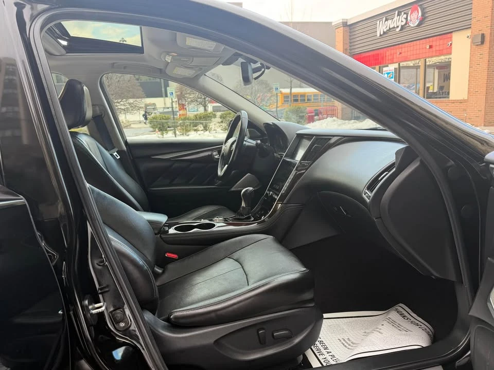 2017 Infiniti Q50 - Image 8 of 14