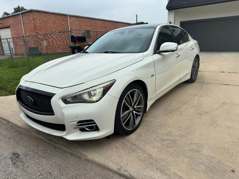 2017 Infiniti Q50 - Image 2 of 8