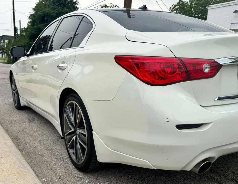 2017 Infiniti Q50 - Image 3 of 8