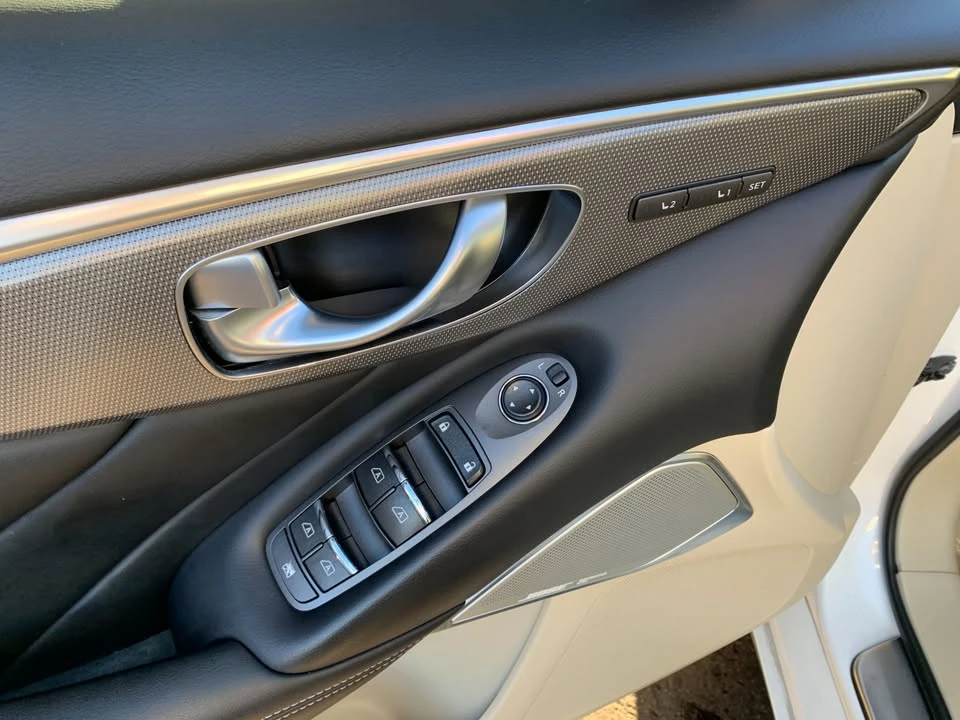 2017 Infiniti Q50 - Image 12 of 20