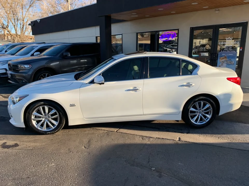 2017 Infiniti Q50 - Image 6 of 20