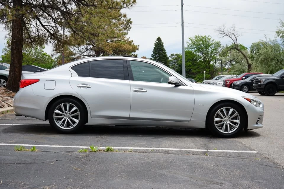 2017 Infiniti Q50 - Image 4 of 20