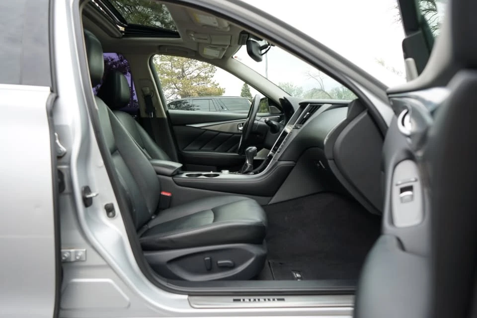 2017 Infiniti Q50 - Image 17 of 20