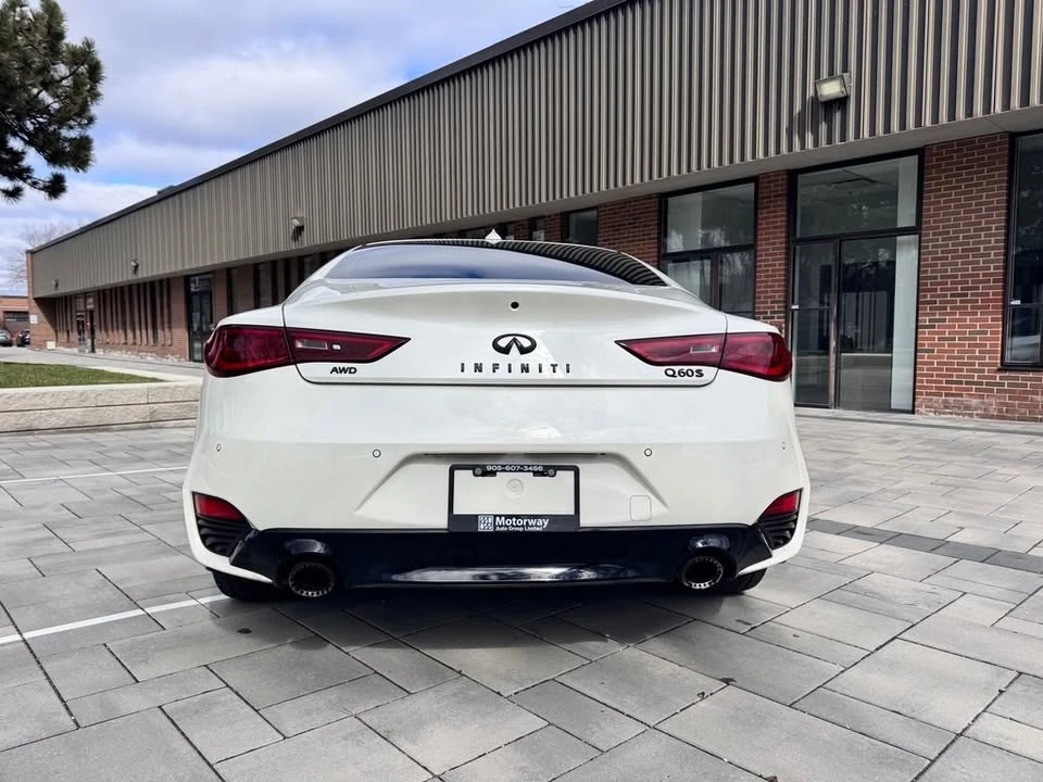 2017 Infiniti Q60 - Image 16 of 20