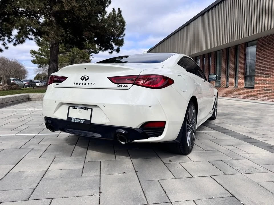 2017 Infiniti Q60 - Image 17 of 20