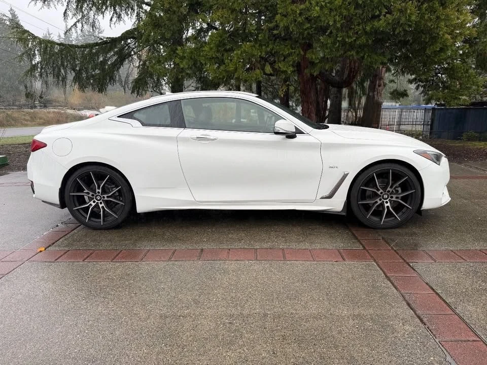 2017 Infiniti Q60 - Image 2 of 20