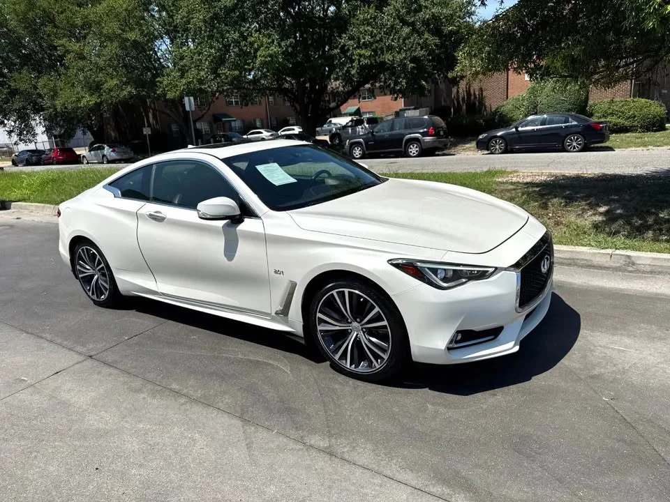 2017 Infiniti Q60 - Image 2 of 20