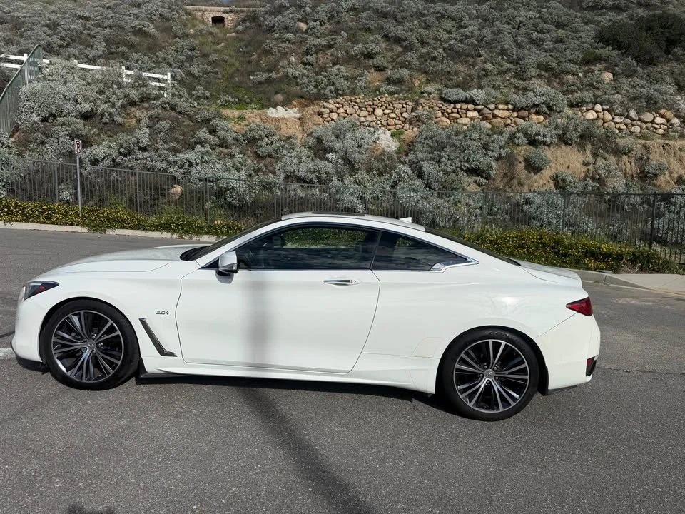 2017 Infiniti Q60 - Image 8 of 15