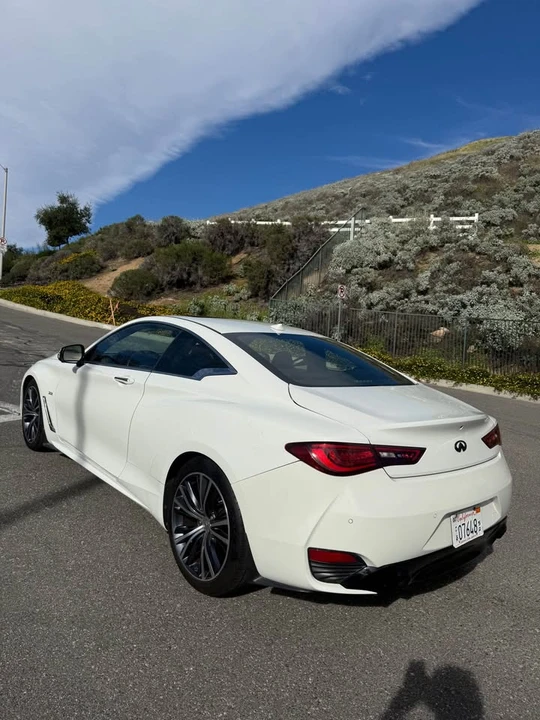 2017 Infiniti Q60 - Image 5 of 15