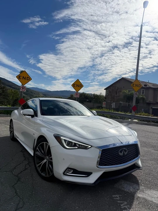 2017 Infiniti Q60 - Image 2 of 15