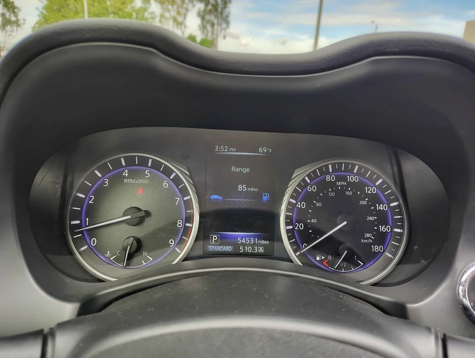 2017 Infiniti Q60 - Image 11 of 11