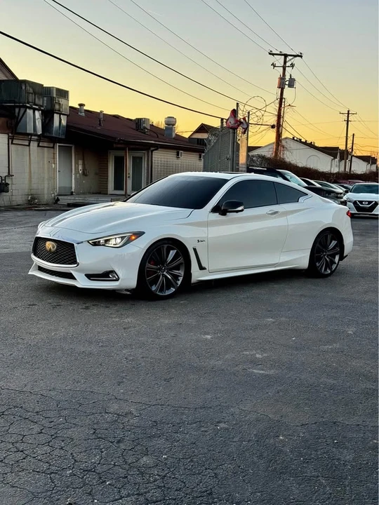 2017 Infiniti Q60 - Image 3 of 17