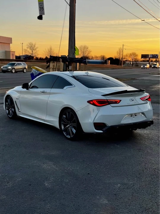 2017 Infiniti Q60 - Image 4 of 17