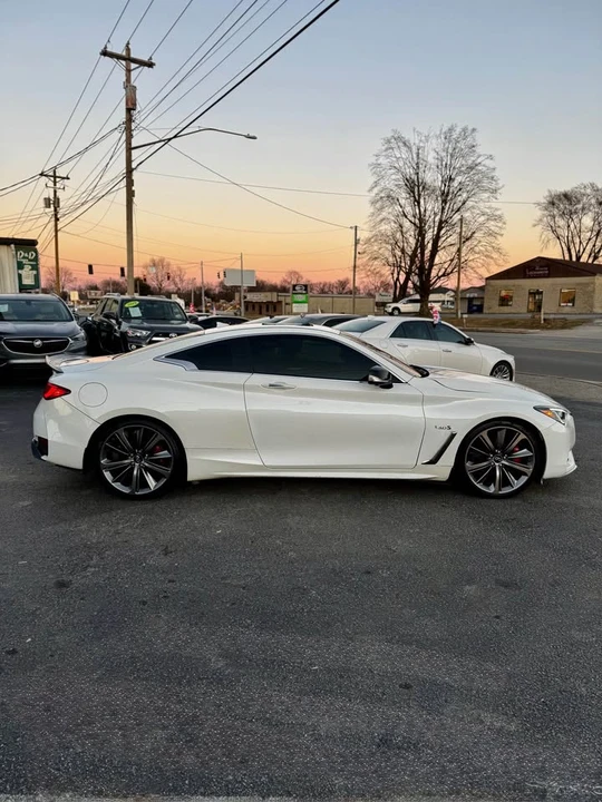 2017 Infiniti Q60 - Image 8 of 17