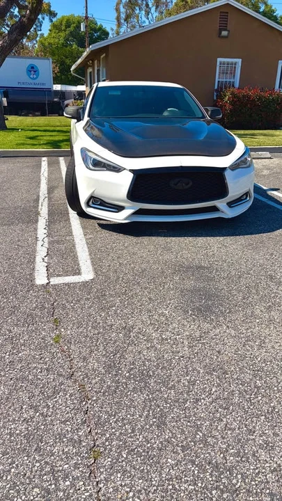 2017 Infiniti Q60 - Image 9 of 13