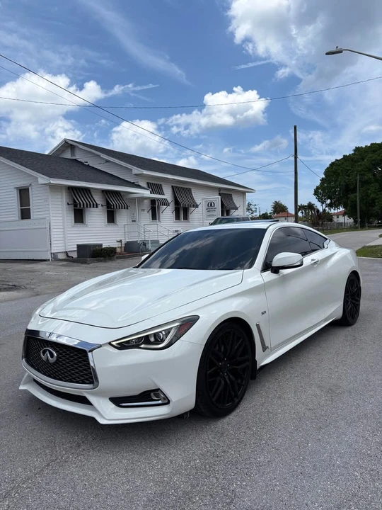 2017 Infiniti Q60 - Image 4 of 20