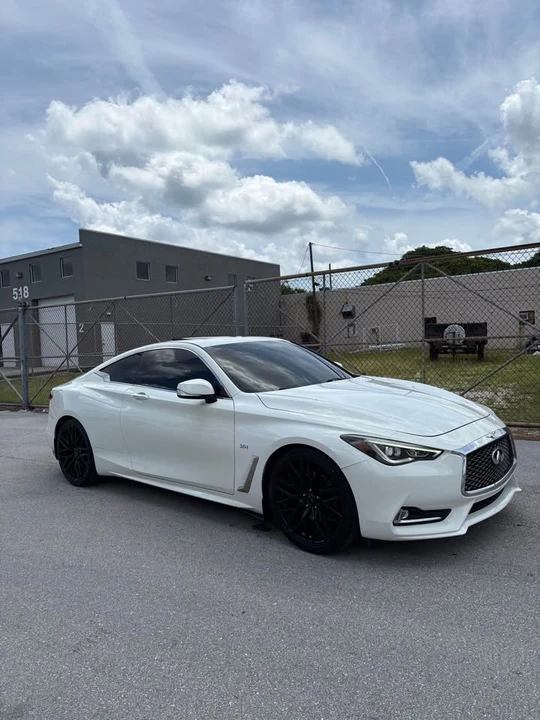 2017 Infiniti Q60 - Image 5 of 20