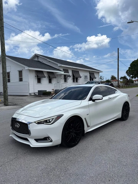 2017 Infiniti Q60 - Image 2 of 20