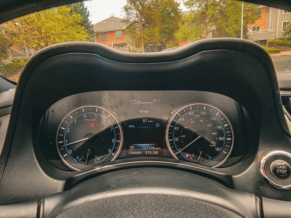 2017 Infiniti Q60 - Image 2 of 12