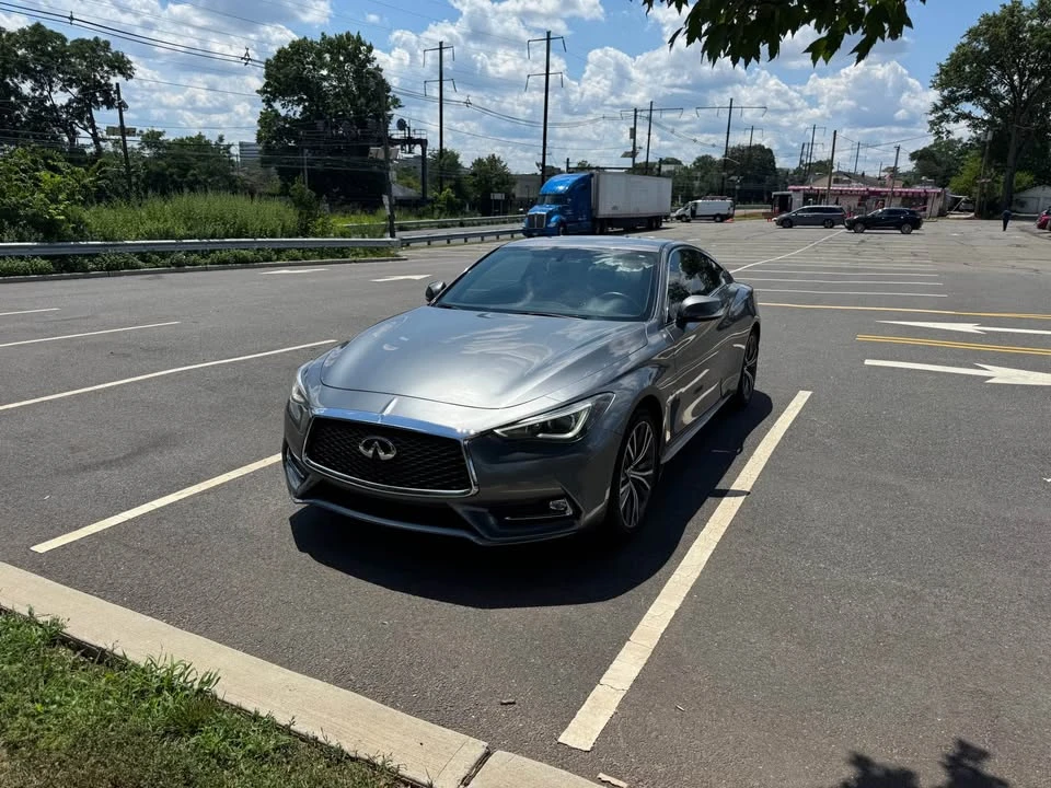 2017 Infiniti Q60 - Image 2 of 17