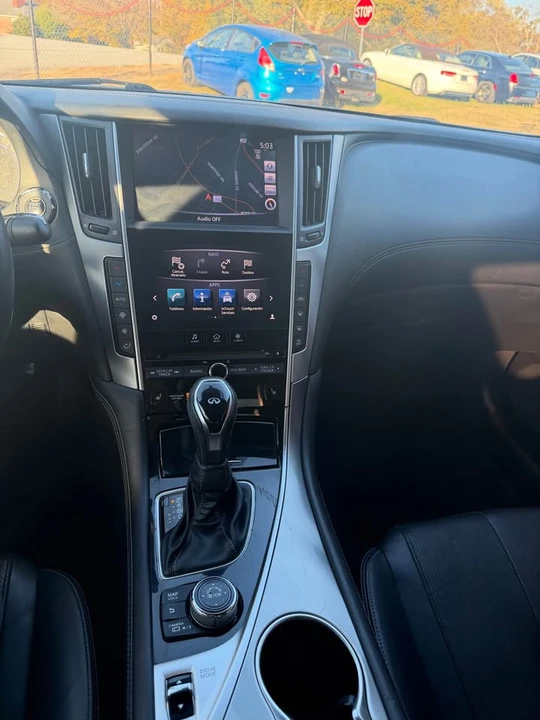 2017 Infiniti Q60 - Image 12 of 15