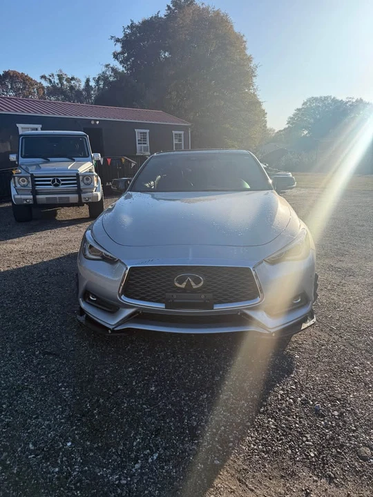 2017 Infiniti Q60 - Image 2 of 15