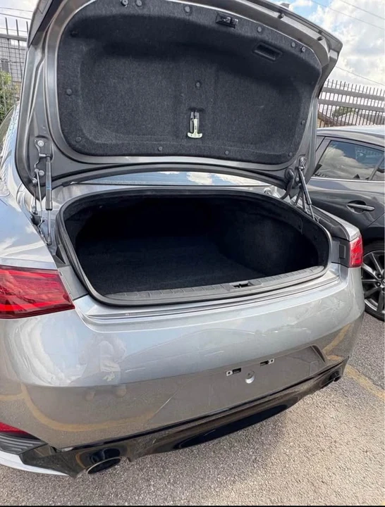 2017 Infiniti Q60 - Image 10 of 15