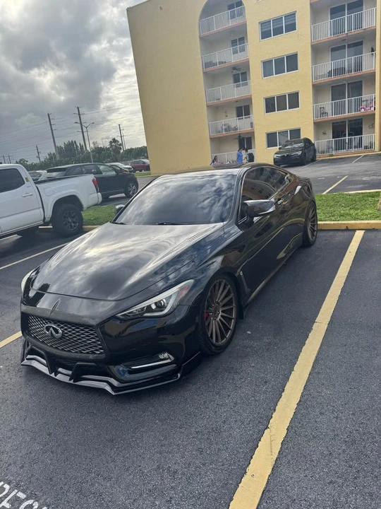 2017 Infiniti Q60 - Image 2 of 4