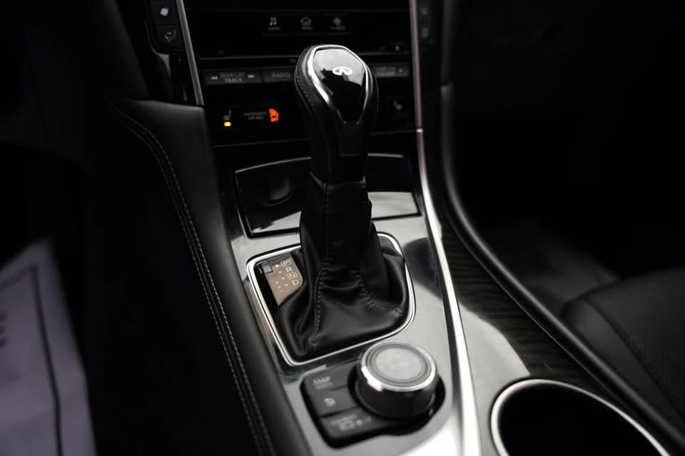 2017 Infiniti Q60 - Image 9 of 12
