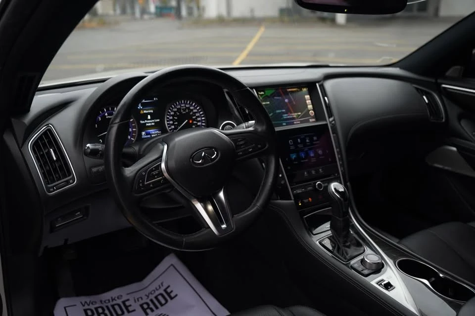 2017 Infiniti Q60 - Image 8 of 12