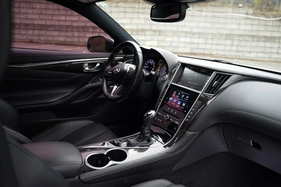 2017 Infiniti Q60 - Image 12 of 12