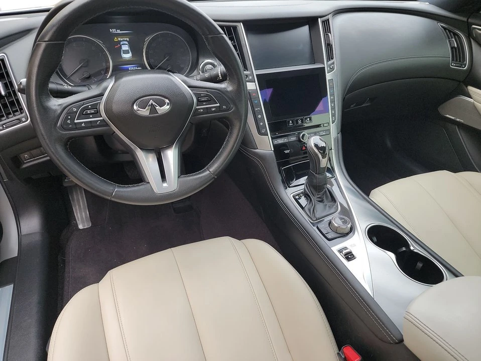 2017 Infiniti Q60 - Image 12 of 18