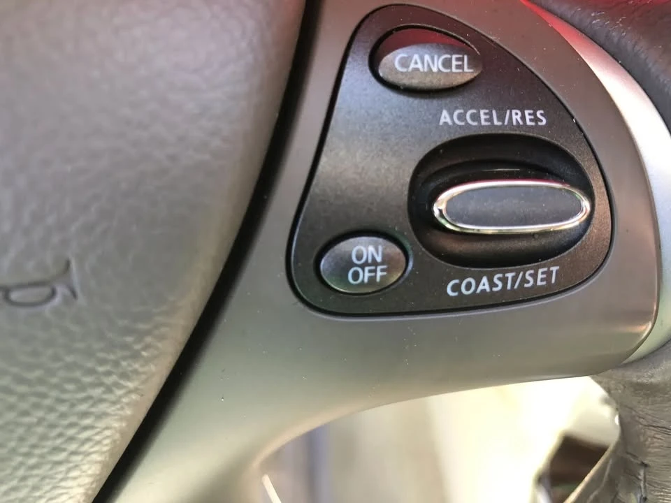 2017 Infiniti M/Q70 4th Gen - Image 18 of 20