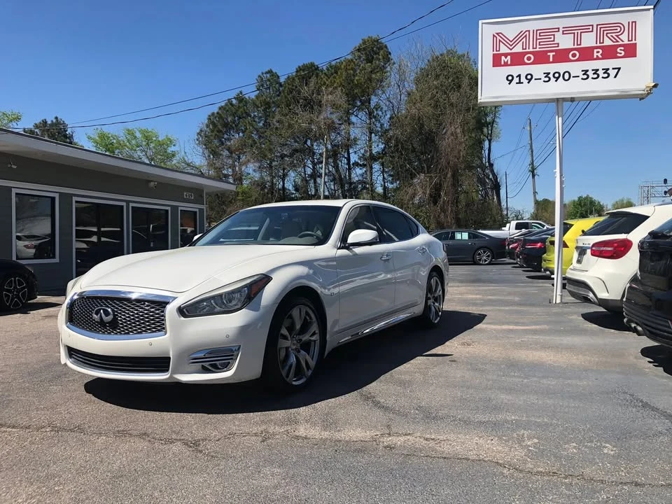 2017 Infiniti M/Q70 4th Gen - Image 6 of 20