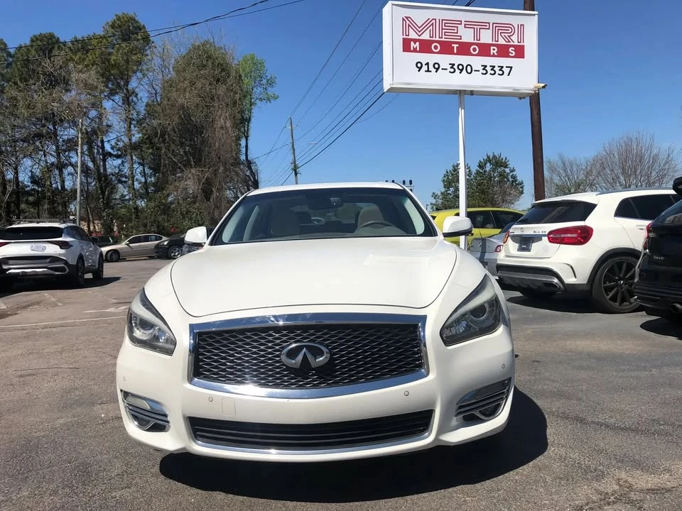 2017 Infiniti M/Q70 4th Gen - Image 7 of 20