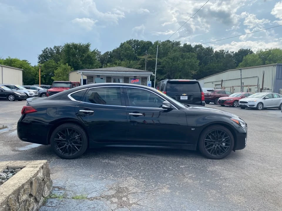 2017 Infiniti M/Q70 4th Gen - Image 4 of 15