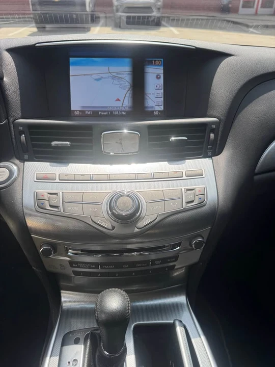 2017 Infiniti M/Q70 4th Gen - Image 11 of 13