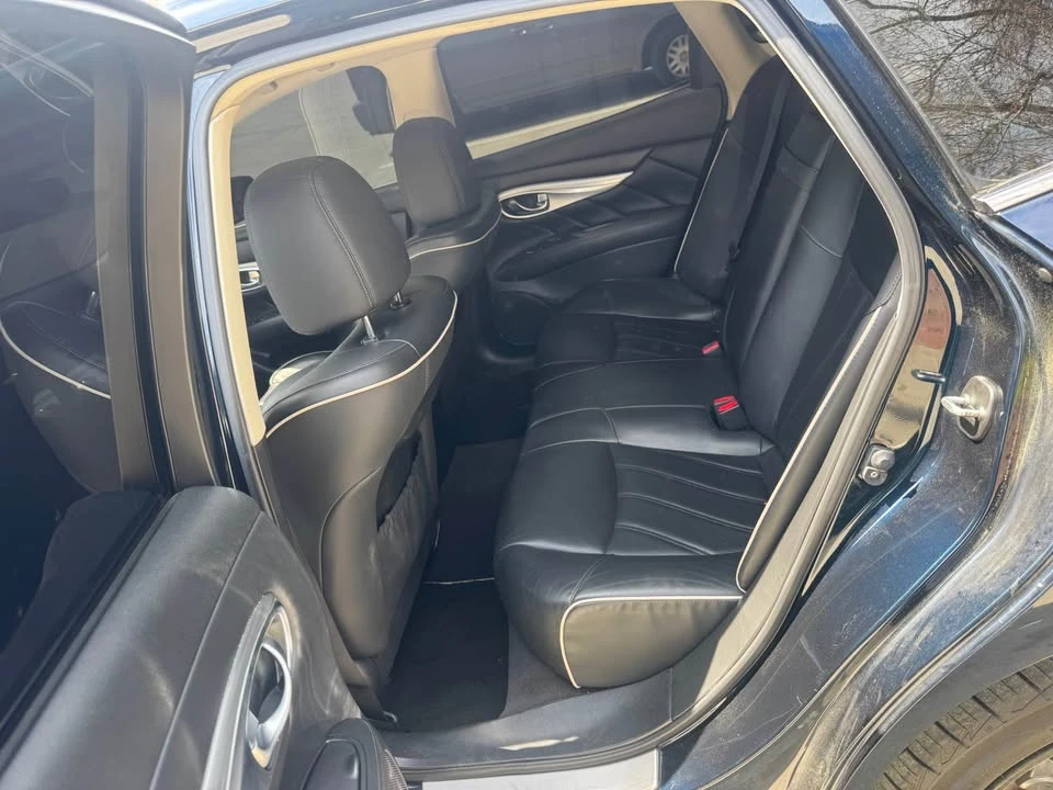 2017 Infiniti M/Q70 4th Gen - Image 8 of 13