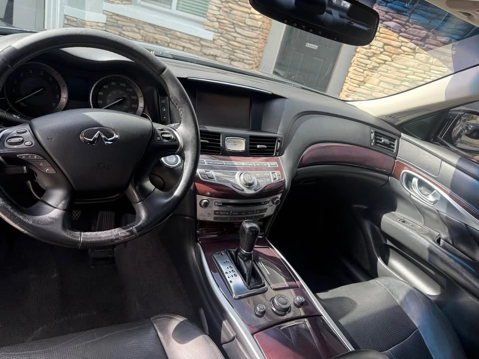 2017 Infiniti M/Q70 4th Gen - Image 6 of 11