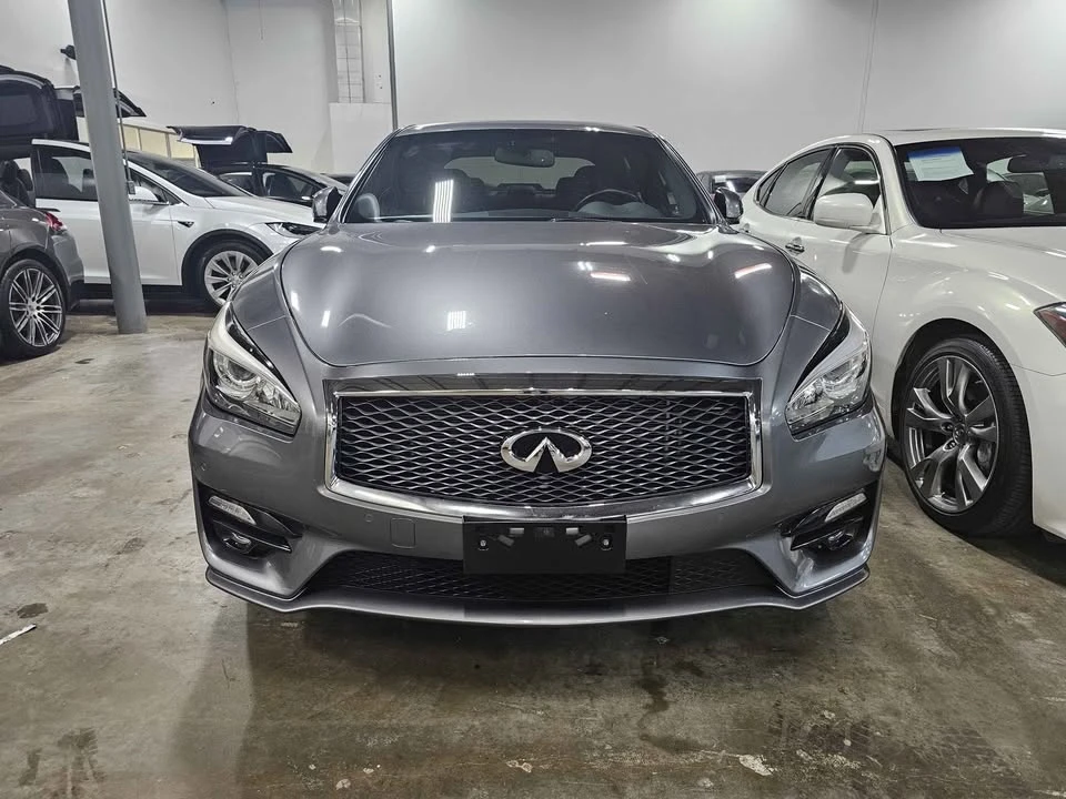2017 Infiniti M/Q70 4th Gen - Image 2 of 4