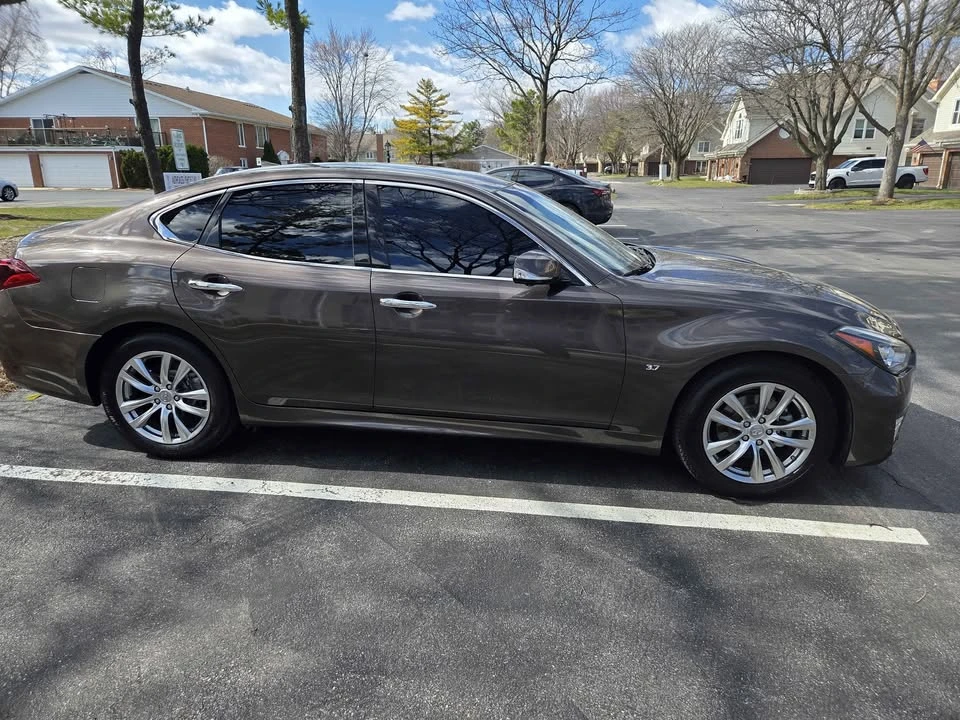 2017 Infiniti M/Q70 4th Gen - Image 6 of 17