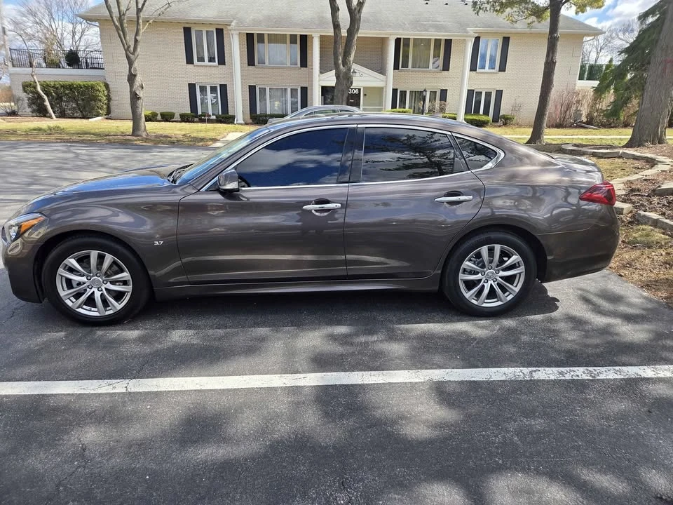 2017 Infiniti M/Q70 4th Gen - Image 10 of 17