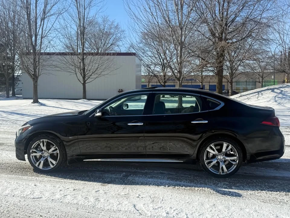 2017 Infiniti M/Q70 4th Gen - Image 9 of 14