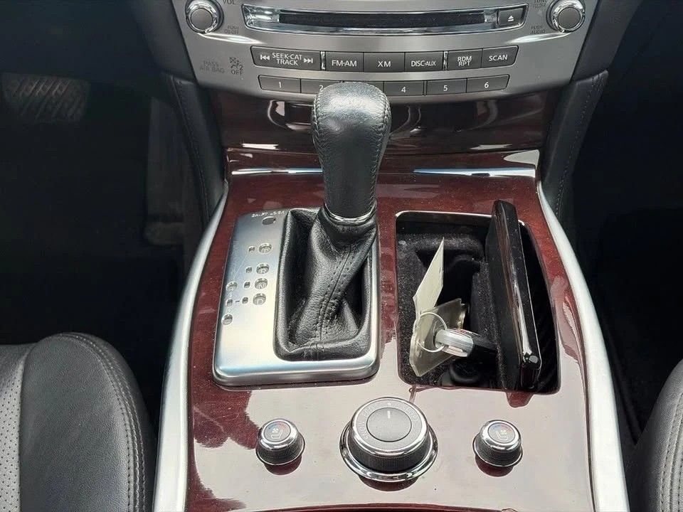 2017 Infiniti M/Q70 4th Gen - Image 15 of 20