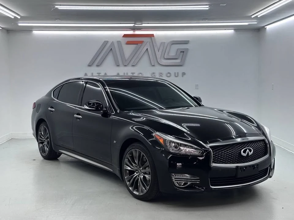 2017 Infiniti M/Q70 4th Gen - Image 2 of 20