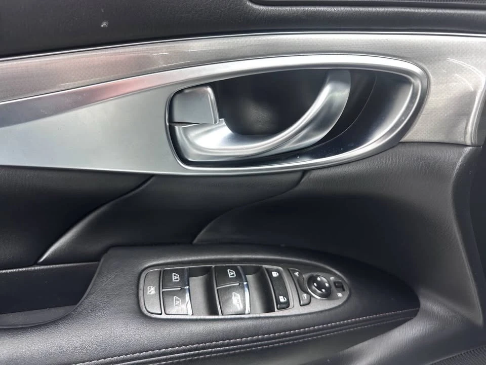 2017 Infiniti M/Q70 4th Gen - Image 19 of 20