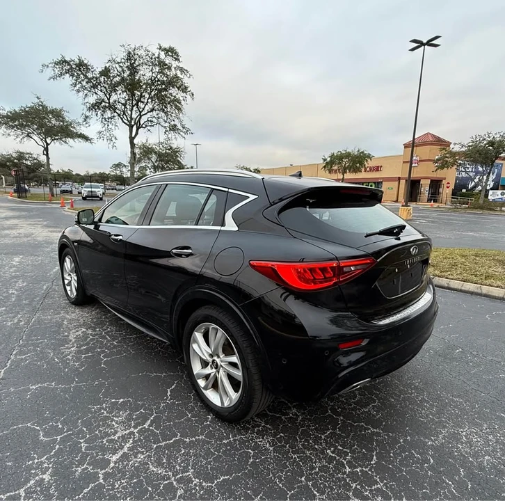 2017 Infiniti QX30 - Image 6 of 12