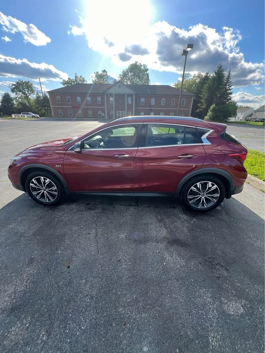 2017 Infiniti QX30 - Image 7 of 14