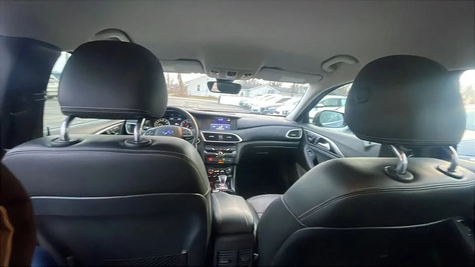 2017 Infiniti QX30 - Image 15 of 19
