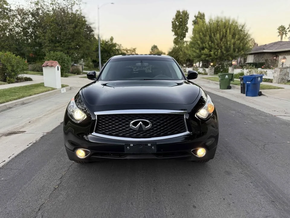 2017 Infiniti FX/QX 2nd Gen - Image 2 of 16
